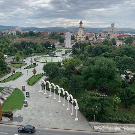 Hortenzia Alba Iulia Exteriör bild